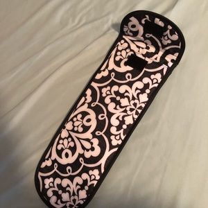 Thirty-One Flat iron case